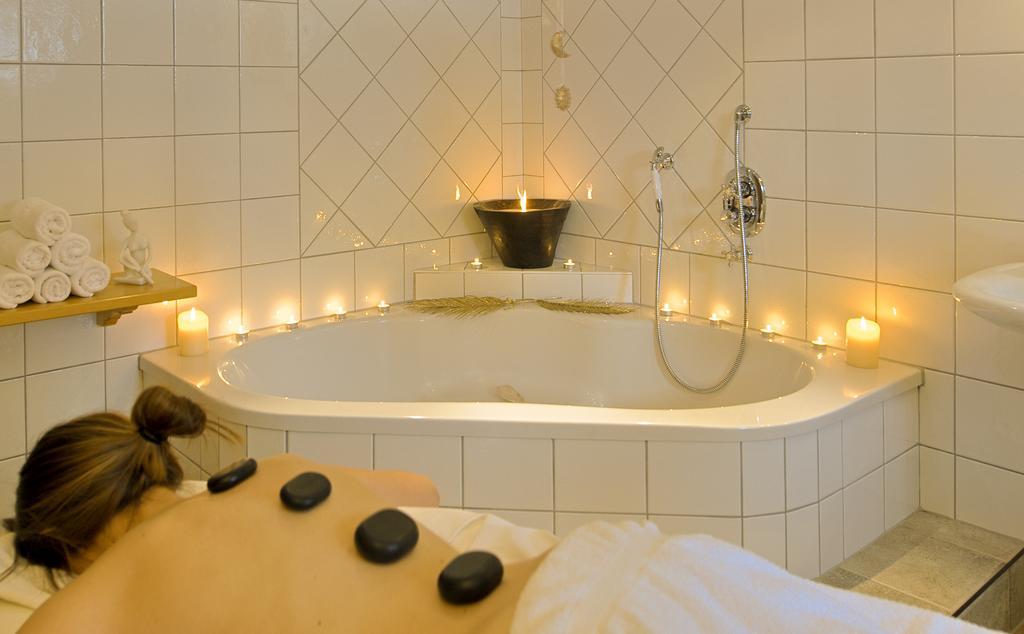 Hotel Zum Jungen Roemer Радщат Екстериор снимка