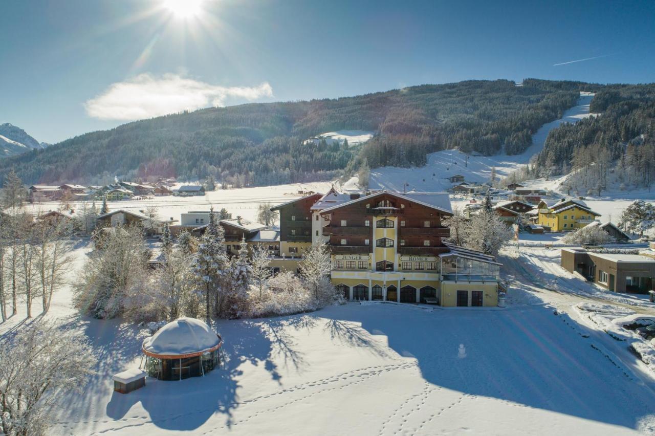 Hotel Zum Jungen Roemer Радщат Екстериор снимка