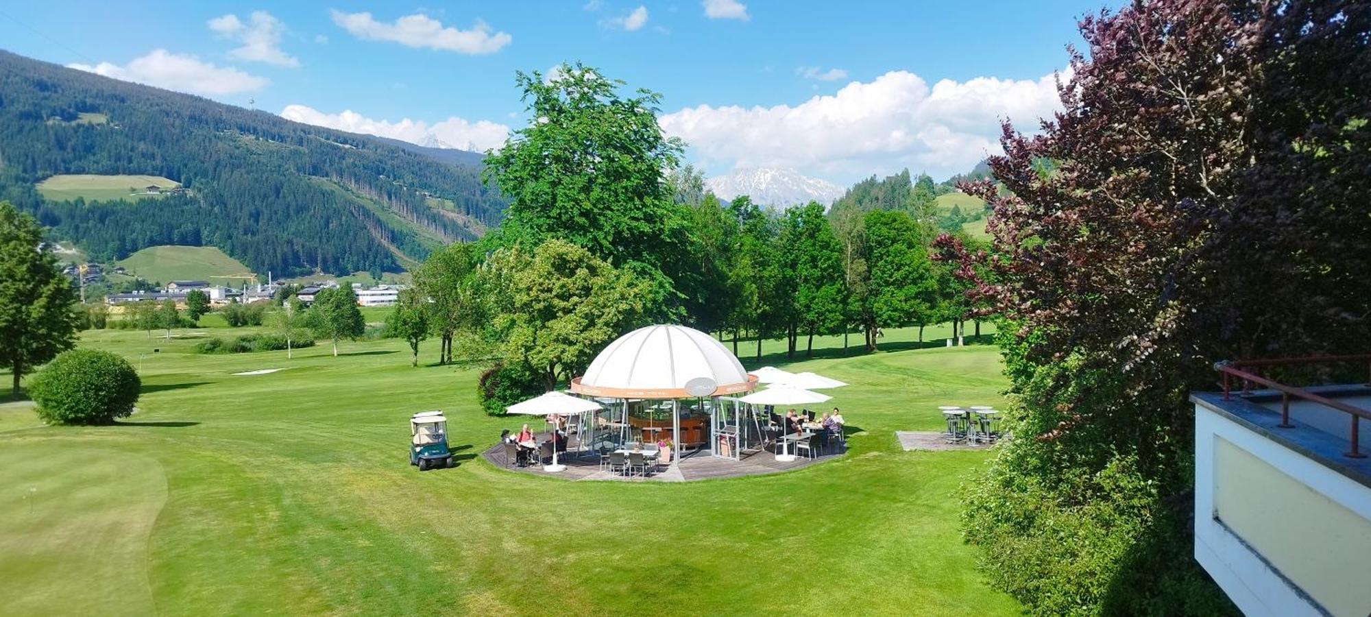 Hotel Zum Jungen Roemer Радщат Екстериор снимка