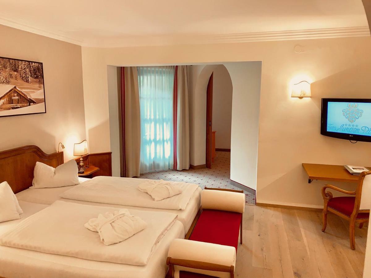 Hotel Zum Jungen Roemer Радщат Екстериор снимка